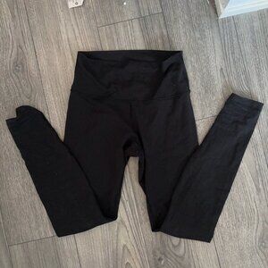 Lululemon Wunder Under - Luon size 6